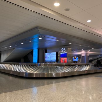Hawaiian Airlines - Baggage claim flight from Maui - Airlines Near Me - Las Vegas, Nevada Hawaiian Airlines - Baggage claim flight from Maui - Airlines Near Me - Las Vegas, Nevada