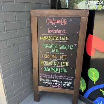 Con Azucar Cafe - Outside signage - Bakeries Near Me - Sacramento, California