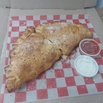 Mellow Yellow Pizzeria - Calzone - Pizza Near Me - Norwalk, Ohio Mellow Yellow Pizzeria - Calzone - Pizza Near Me - Norwalk, Ohio
