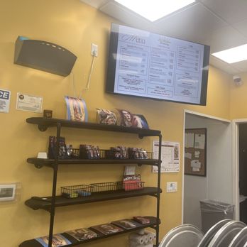 La Reyna Bakery - Inside - Bakeries Near Me - Rohnert Park, California La Reyna Bakery - Inside - Bakeries Near Me - Rohnert Park, California