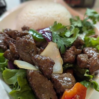 Nudo - Shaken Beef - Filet Mignon Plate - Vietnamese Near Me - Metairie, Louisiana