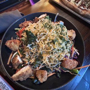 Puttshack - Boston - Pad thai - Mini Golf Near Me - Boston, Massachusetts Puttshack - Boston - Pad thai - Mini Golf Near Me - Boston, Massachusetts