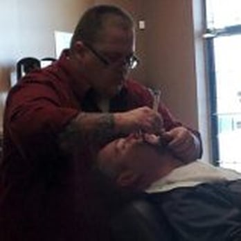 Terry's Golden Comb/OLD SCHOOL BARBER - Barbers Near Me - Barrie, Ontario Terry's Golden Comb/OLD SCHOOL BARBER - Barbers Near Me - Barrie, Ontario