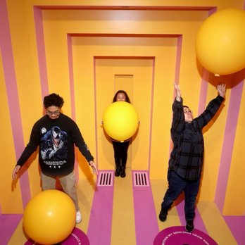 Color Factory - Art Museums Near Me - Chicago, Illinois