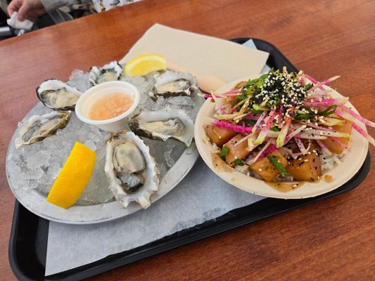 Tidal Boar Foods: The Shuck Truck by null