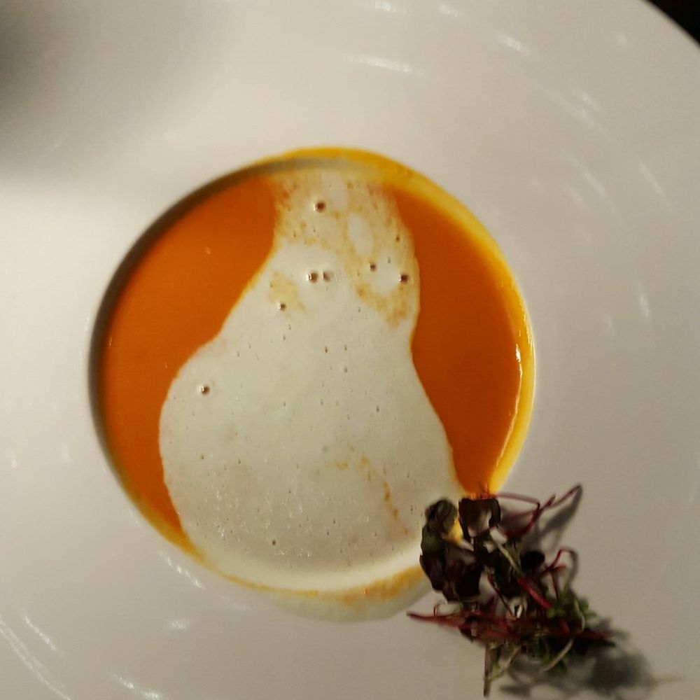 Restaurant Sphere - Tomato soup - German Near Me - Berlin, BE Restaurant Sphere - Tomato soup - German Near Me - Berlin, BE