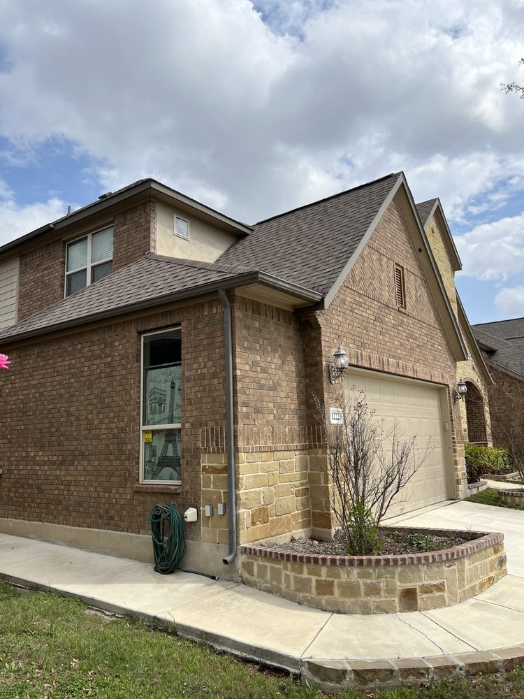 Slide of Bob Townsend Roofing