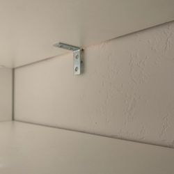 Closets by Design - Reno - Botched job trying to screw into stud I'm guessing