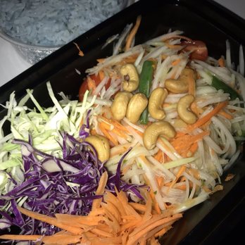 Mee Dee Thai Kitchen - Papaya salad - Thai Near Me - Los Angeles, California Mee Dee Thai Kitchen - Papaya salad - Thai Near Me - Los Angeles, California