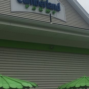 Cumberland Farms - the front of the store - Convenience Stores Near Me - Middleboro, Massachusetts Cumberland Farms - the front of the store - Convenience Stores Near Me - Middleboro, Massachusetts