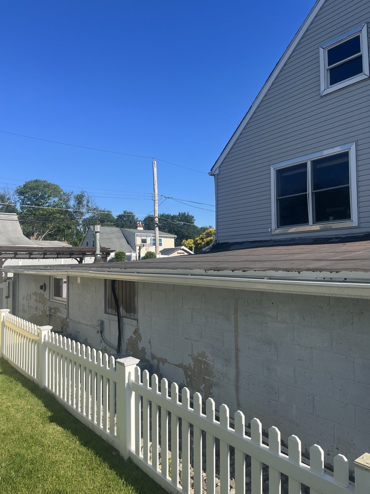 Slide of F&M Contractors