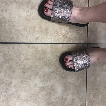E Nails - Toes done in gel - Nail Salons Near Me - Las Vegas, Nevada E Nails - Toes done in gel - Nail Salons Near Me - Las Vegas, Nevada