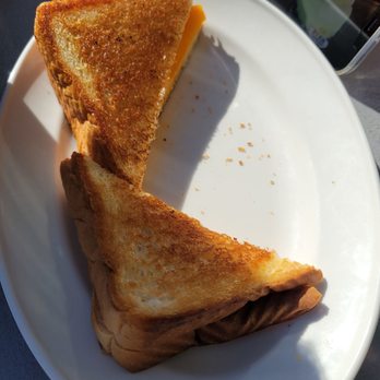 2920 Roadhouse - Kids grilled cheese - American Near Me - Tomball, Texas