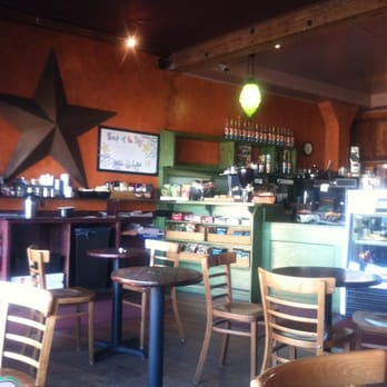 Madhouse Coffee - Inside the Madhouse Coffee - Coffee & Tea Near Me - Brisbane, California