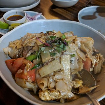 Temsib Eatery & Bar - Pad see mao - Thai Near Me - Bellevue, Washington Temsib Eatery & Bar - Pad see mao - Thai Near Me - Bellevue, Washington