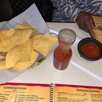 El Toro Mexican Grill and Bar - Salsa & chips - Mexican Near Me - Amherst, New York El Toro Mexican Grill and Bar - Salsa & chips - Mexican Near Me - Amherst, New York