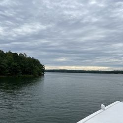 Bay Springs Marina - Gorgeous spot to park your boat.