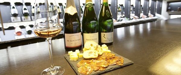 Dilettantes Cave à Champagne by null