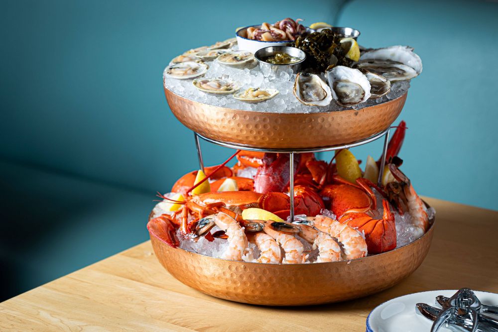 Social spots from Legal Sea Foods - Braintree