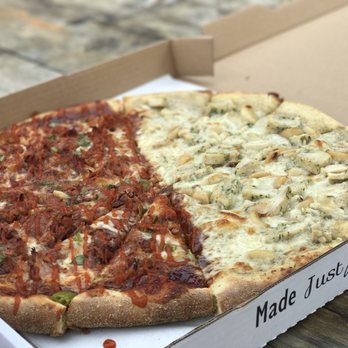 Bron Yr Aur - Pizza Near Me - Naches, Washington
