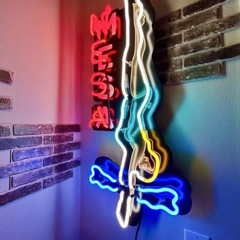Graham's Neon - Iconic Neon - Mesa Diving Lady! - Signmaking Near Me - Mesa, Arizona Graham's Neon - Iconic Neon - Mesa Diving Lady! - Signmaking Near Me - Mesa, Arizona