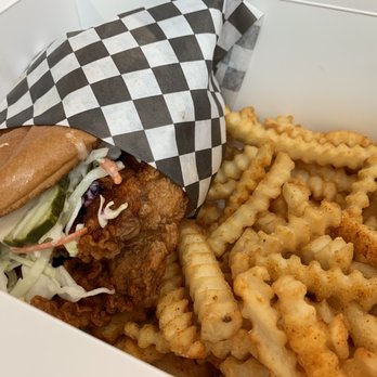 Jay Bird's Chicken - Dipped in Medium sauce- no regrets! Absolutely scrumptious!!! - Chicken Shop Near Me - Long Beach, California