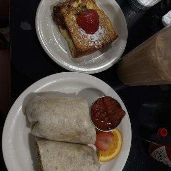 Sweet E's Cafe - Breakfast Burrito and French toast - Cafes Near Me - Honolulu, Hawaii Sweet E's Cafe - Breakfast Burrito and French toast - Cafes Near Me - Honolulu, Hawaii