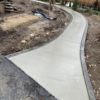 Divine Decorative Concrete - brushed walkway with stamped borders - Masonry/Concrete Near Me Divine Decorative Concrete - brushed walkway with stamped borders - Masonry/Concrete Near Me
