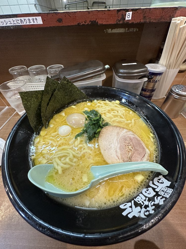 Yokohama Kakei Ramen Honmachi Shōten