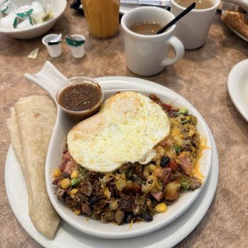 Crackers & Co. Cafe - Ultimate Skillet - American Near Me - Mesa, Arizona
