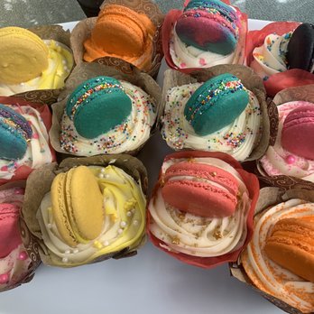 Island City Coffee Shop - Macaron cupcakes - Coffee & Tea Near Me - Plainwell, Michigan