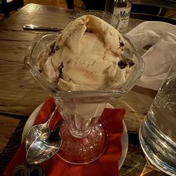 Santa Fe Uptown - Salted caramel icecream