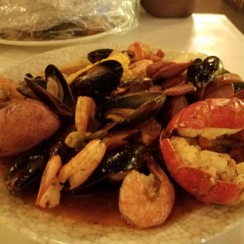 Pier 88 Boiling Seafood & Bar - Seafood Near Me - Hampton, Virginia Pier 88 Boiling Seafood & Bar - Seafood Near Me - Hampton, Virginia