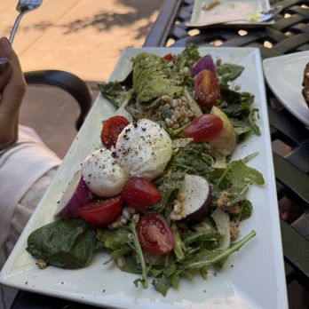 Oak Farm Vineyards - Breakfast salad - Wineries Near Me - Lodi, California Oak Farm Vineyards - Breakfast salad - Wineries Near Me - Lodi, California