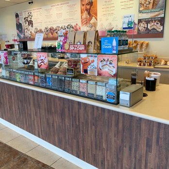 Cold Stone Creamery - Front counter - tons of mix-ins to choose from - Ice Cream & Frozen Yogurt Near Me - Independence, Missouri