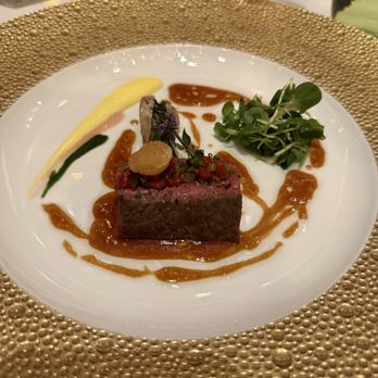 Joel Robuchon - Westholme Australian wagyu ribeye, with virtual bearnaise, crispy potato - French Near Me - Las Vegas, Nevada