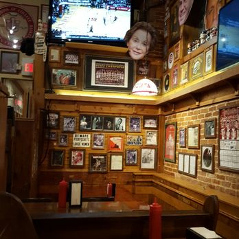 BuffaLouie's - Chicken Wings Near Me - Bloomington, Indiana