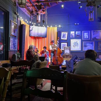 PETTY THIEVES BREWING COMPANY - Updated February 2026 - 215 Photos & 66 ...