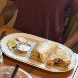 Los Poblanos Eatery