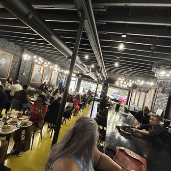 Roots - Breakfast & Brunch Near Me - Chicago, Illinois Roots - Breakfast & Brunch Near Me - Chicago, Illinois
