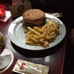 Oktober - Burger - burger, food, burgers - Bars Near Me - Hamburg, HH