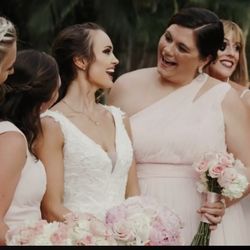 Creative Touches Hair Salon - Bride with her girls