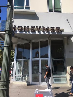 Honeymee DTLA by null