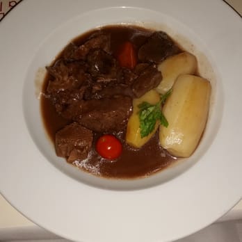 Le Boeuf à la Mode - Beef burgundy - French Near Me - Versailles, 78 Le Boeuf à la Mode - Beef burgundy - French Near Me - Versailles, 78