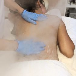 Sweet Skin by Gaby - Back facial