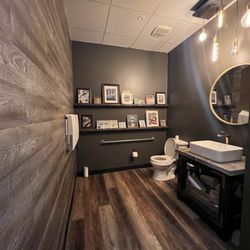 Bangkok Bistro - Nice rest room. Immaculate!