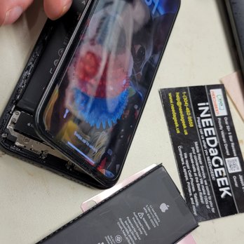 NEEDaGEEK - iPhone XR battery replacement in Parkersburg, WV - Electronics Repair Near Me NEEDaGEEK - iPhone XR battery replacement in Parkersburg, WV - Electronics Repair Near Me