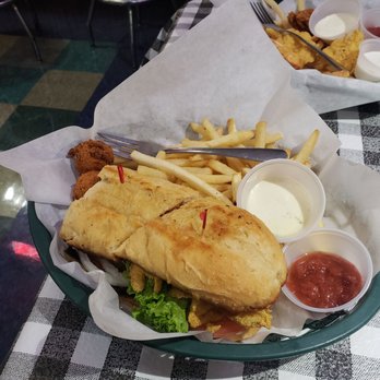 Flying Fish - Shrimp po boy - Seafood Near Me - Memphis, Tennessee Flying Fish - Shrimp po boy - Seafood Near Me - Memphis, Tennessee