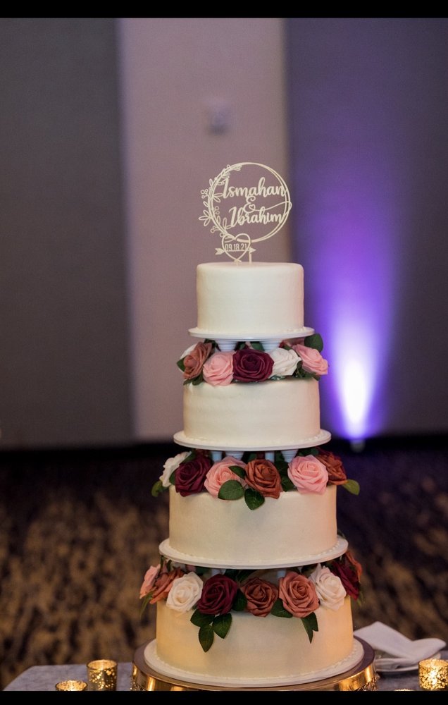 BUTTERCREAM WEDDING CAKES & DESSERTS Updated September 2024 25