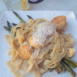 Scallop Pasta
